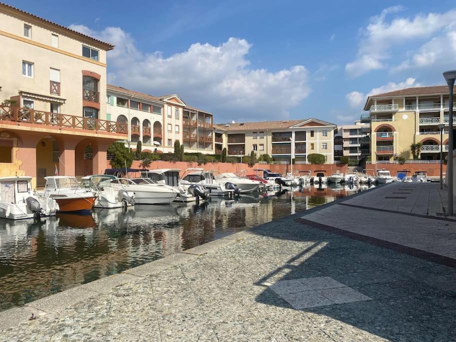Appt 2 Pièces Port - Méga Terrasse + Garage Appartamento *